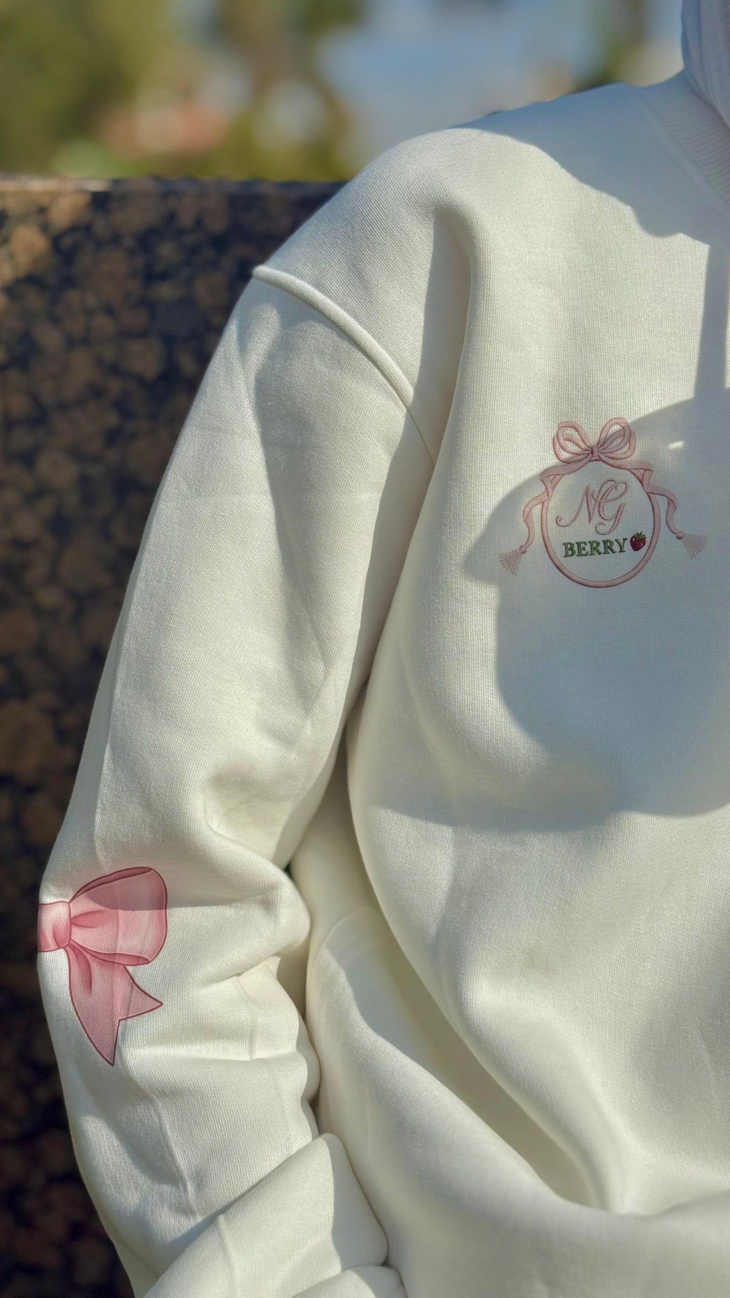 Aziza Hanem sweatshirt